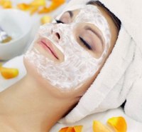 Маска красоты для лица из меда крахмала и соли article-image