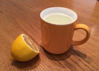 Удивительные свойства воды с медом и лимоном