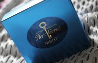 Припудренная черная смородина в Antonio Banderas Her Secret Night EDT