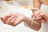Ликбез для невест: как выбрать духи на свадьбу?