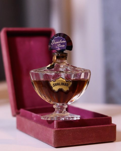 Звучание современности в новинке l Initial Guerlain