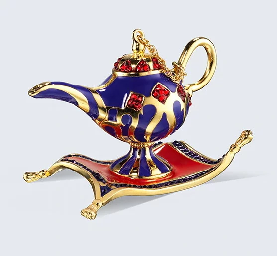 Новогодняя коллекция от Estee Lauder и Disney. Добро пожаловать в сказку!