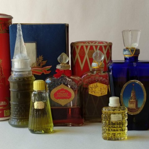Ностальжи: три знаковых парфюма моей советской юности article-image