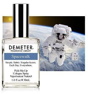 Spacewalk от Demeter, на мой взгляд, вообще не имеет отношения к космосу