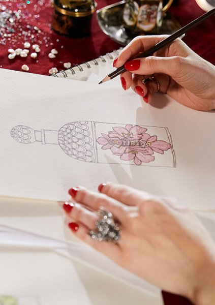 Новинка от Guerlain, стоимостью 10 000 €.