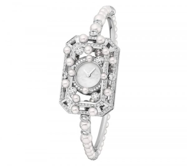Ювелирная коллекция с бриллиантом в 55, 55 карат к 100-летию Chanel №5.