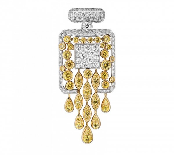 Ювелирная коллекция с бриллиантом в 55, 55 карат к 100-летию Chanel №5.
