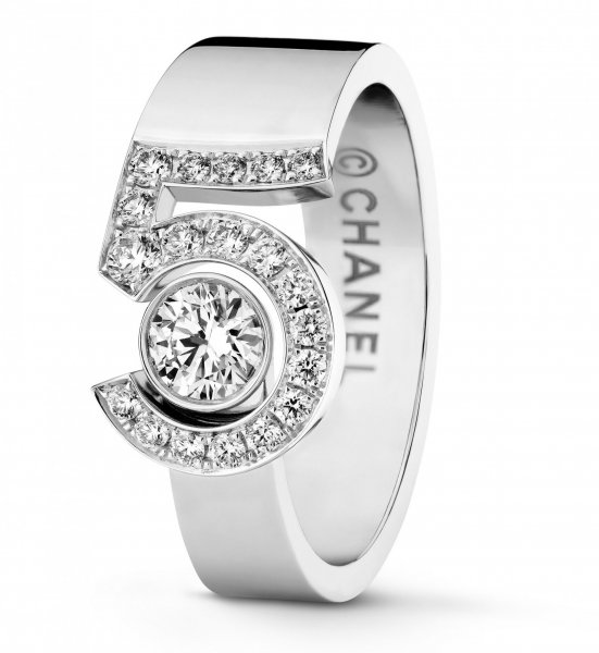 Ювелирная коллекция с бриллиантом в 55, 55 карат к 100-летию Chanel №5.