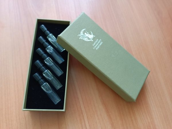 Мої враження від продукції Fantasy Community Perfumes