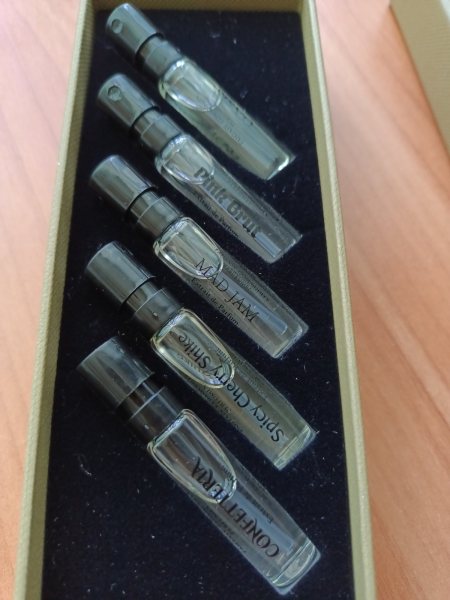 Мої враження від продукції Fantasy Community Perfumes