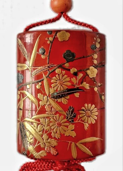 І аромат і назва і флакон